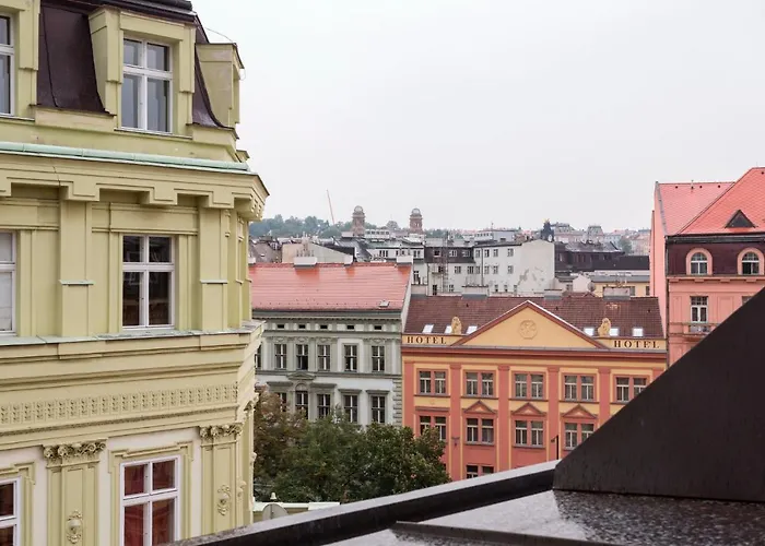 Daire Days - Modern - New Town Prag